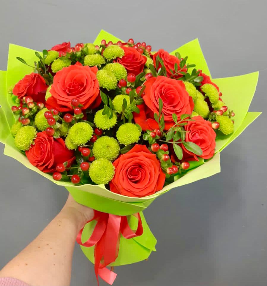 Букет цветов из: Хризантемы и Розы в Хасанье