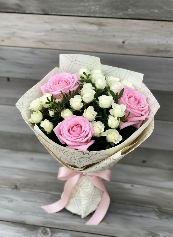 Букет цветов из: Розы в Хасанье