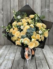 Букет цветов из:  Розы и Лизиантусы #REPLACE_PRED# Хасанье