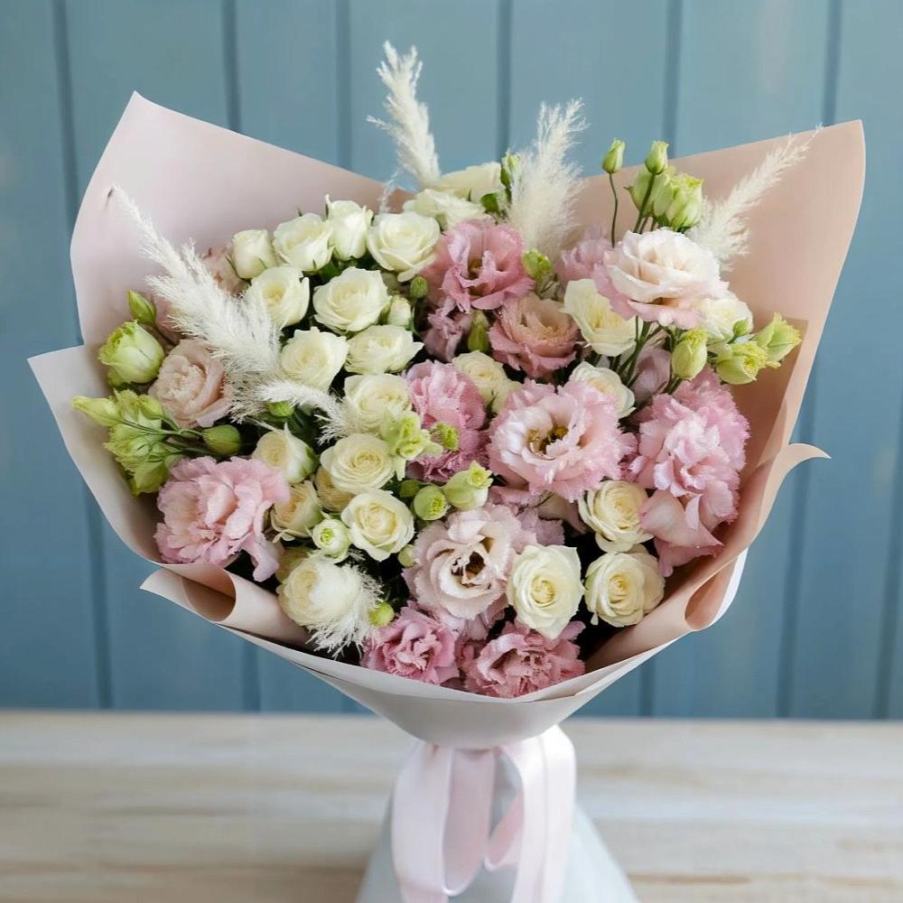 Букет цветов из: Альстромерии и Розы в Хасанье