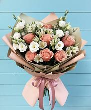 Букет цветов из:  Розы, Альстромерии и Лизиантусы в Хасанье