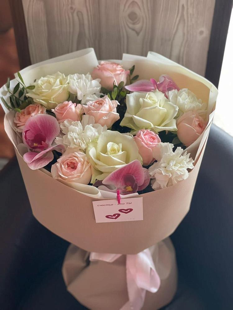 Букет цветов из: Орхидеи, Розы и Гвоздики в Хасанье