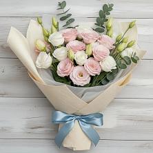 Букет цветов из:  Лизиантусы в Хасанье