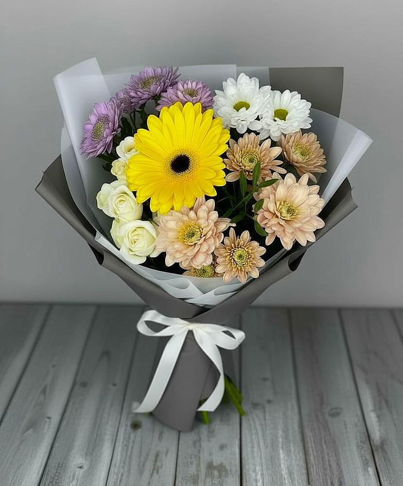 Букет цветов из: Розы, Герберы и Хризантемы в Хасанье