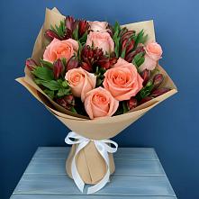 Букет цветов из:  Розы и Альстромерии #REPLACE_PRED# Хасанье