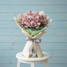 Букет цветов из:  Орхидеи и Розы в Хасанье