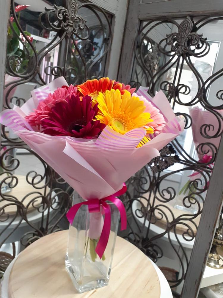 Букет цветов из: Герберы в Хасанье