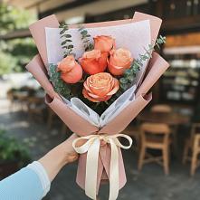 Букет цветов из:  Розы #REPLACE_PRED# Хасанье