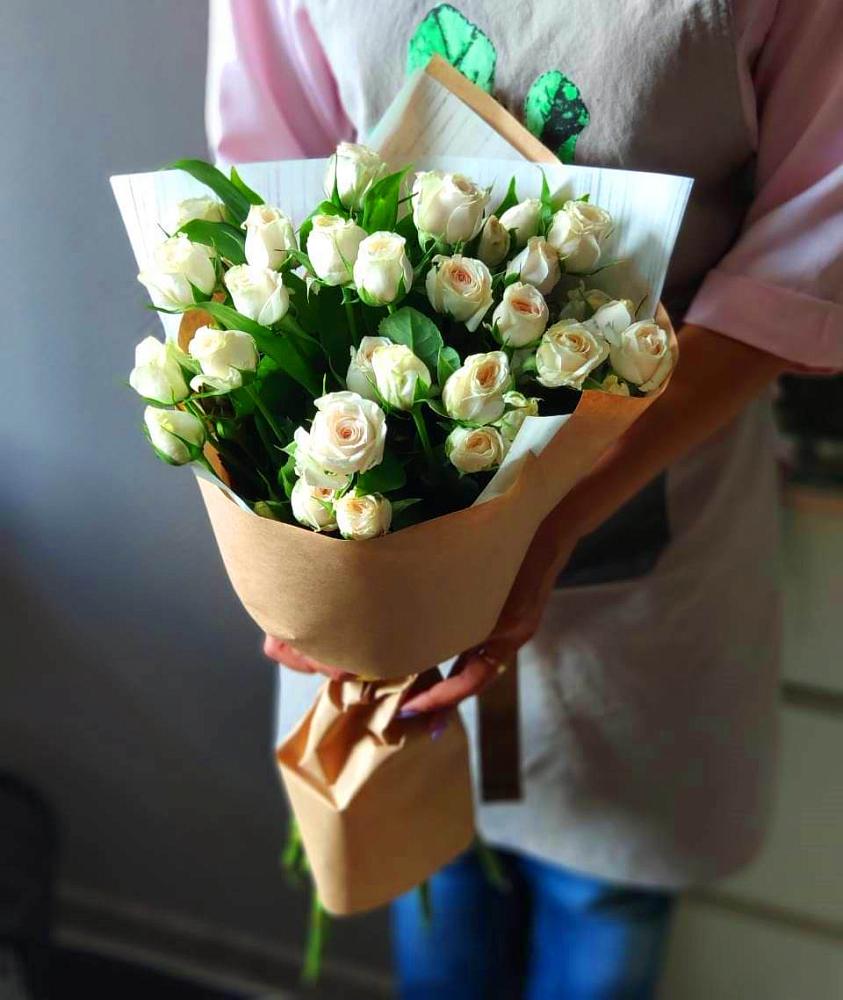 Букет цветов из: Розы в Хасанье
