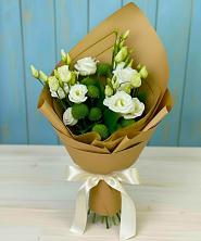 Букет цветов из:  Хризантемы и Лизиантусы в Хасанье