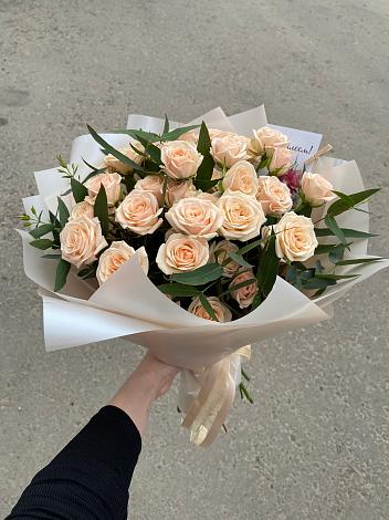 Букет Кремовые розы Латте в Хасанье