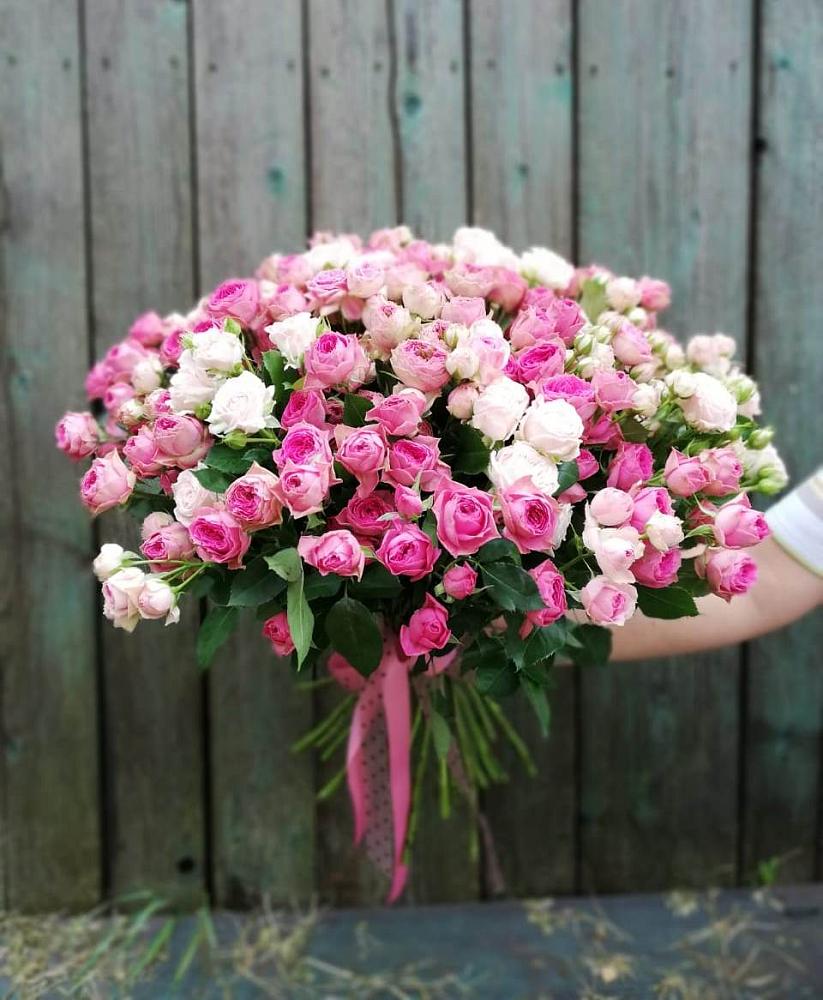 Букет Розовые кустовые розы Натали и Лав Лидия в Хасанье