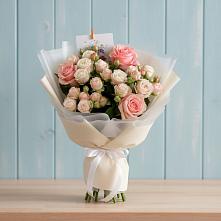 Букет цветов из:  Розы в Хасанье