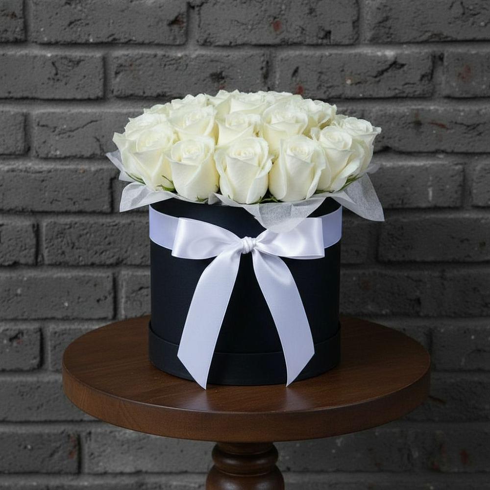 Цветочная композиция из Розы в шляпной коробке в Хасанье