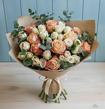 Букет цветов из:  Альстромерии и Розы в Хасанье